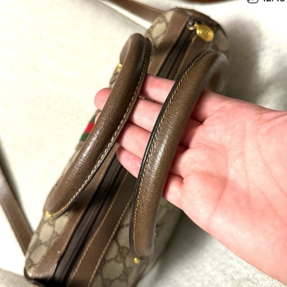 Authentic Vintage Gucci Boston Satchel Bag in Brown and Beige - Picture 12 of 16